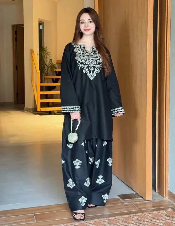 Black Embroidered 2-Piece Pakistani Suit – Elegant Printed Trouser Set