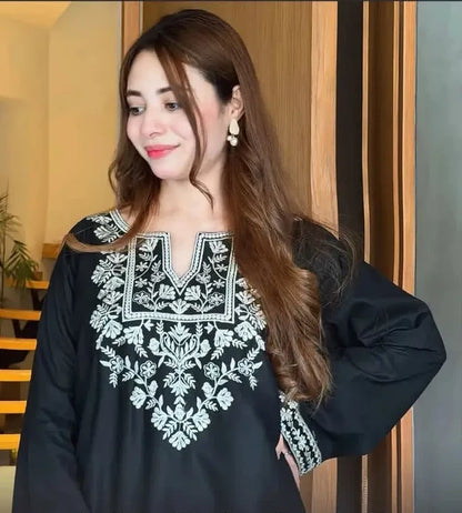 Black Embroidered 2-Piece Pakistani Suit – Elegant Printed Trouser Set